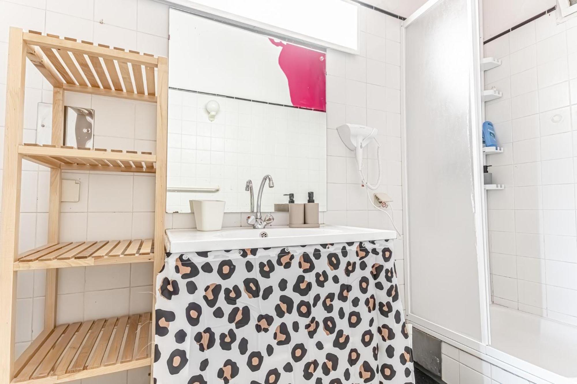 Comfy 3Br Shared Apartment - U6 Subway, Danube & Millenium City Wenen Buitenkant foto