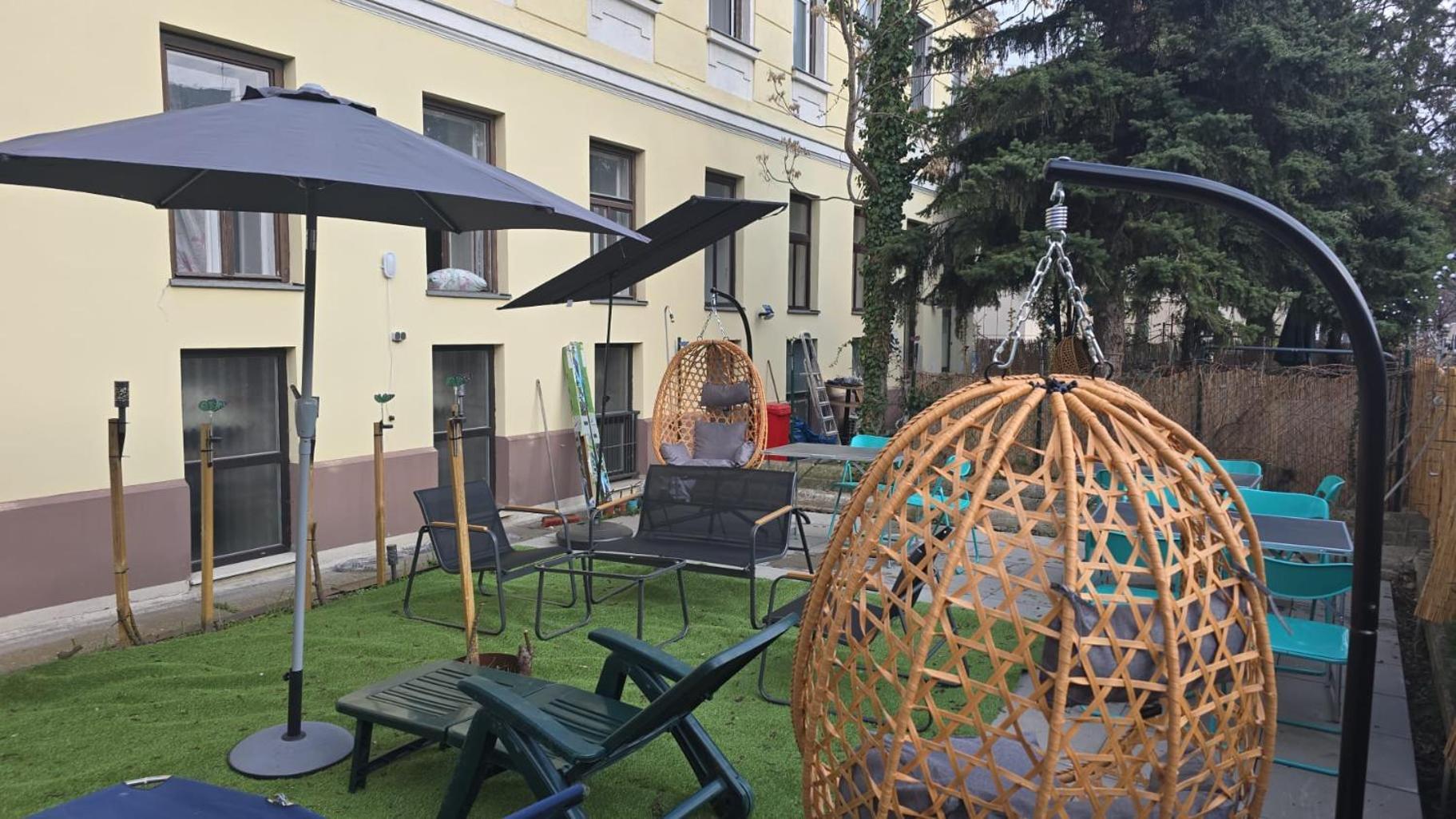 Comfy 3Br Shared Apartment - U6 Subway, Danube & Millenium City Wenen Buitenkant foto